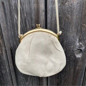 Genuine 1960’s Smoke Valley crossbody Purse. Soft cream leather-long strap